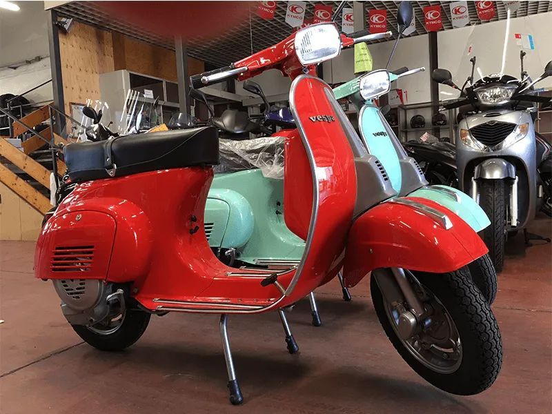 Vespa rossa