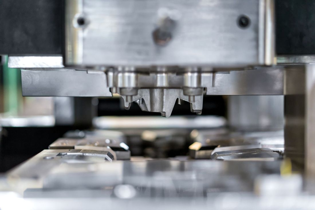 macchinario per produzione stampi automotive