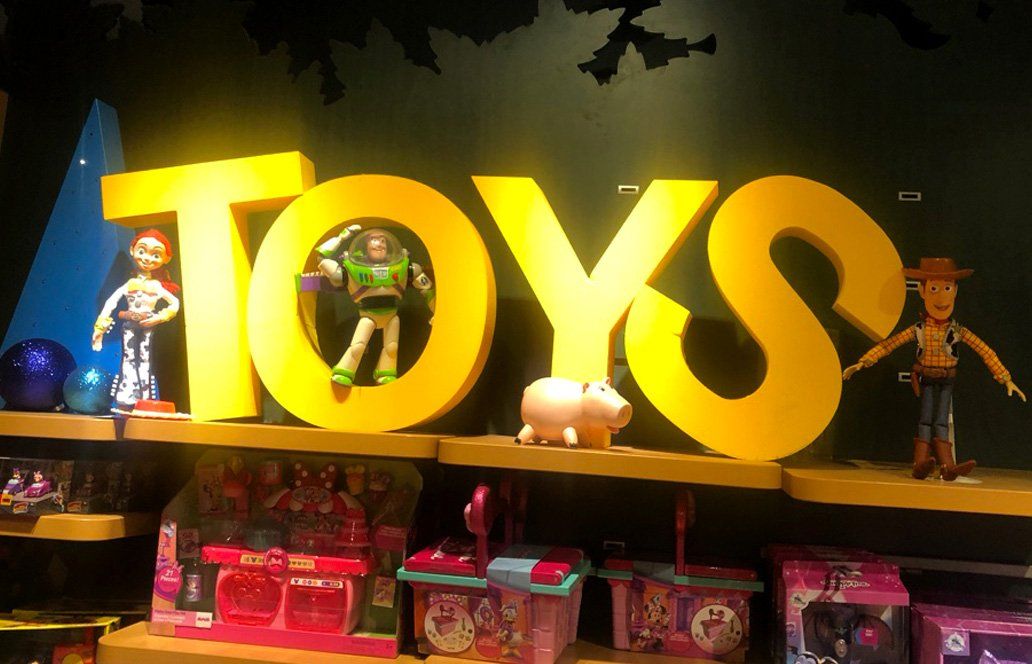 Toys foam letters window display