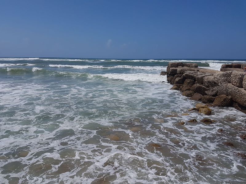 mare e scogli