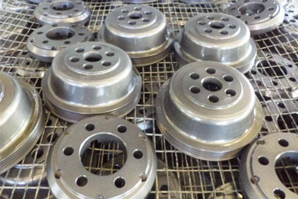 lavorazioni su componenti metalliche