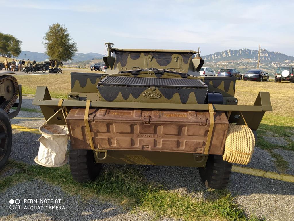 lavorazioni su veicoli militari