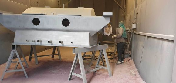 trattamento metalli per arredo urbano