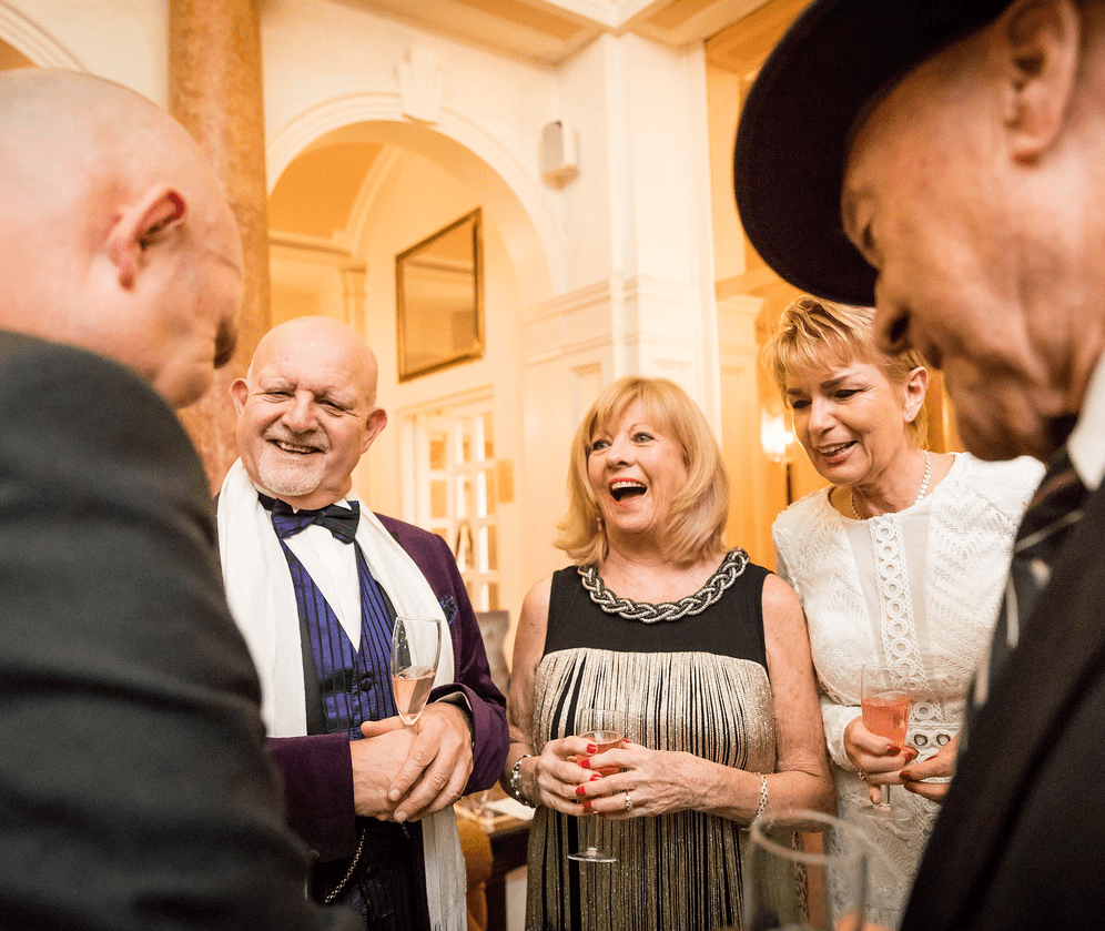 surrey magician for christmas parties
