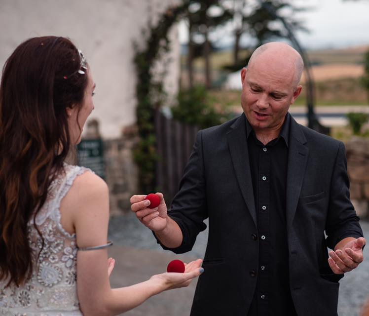 wedding magician hampshire
