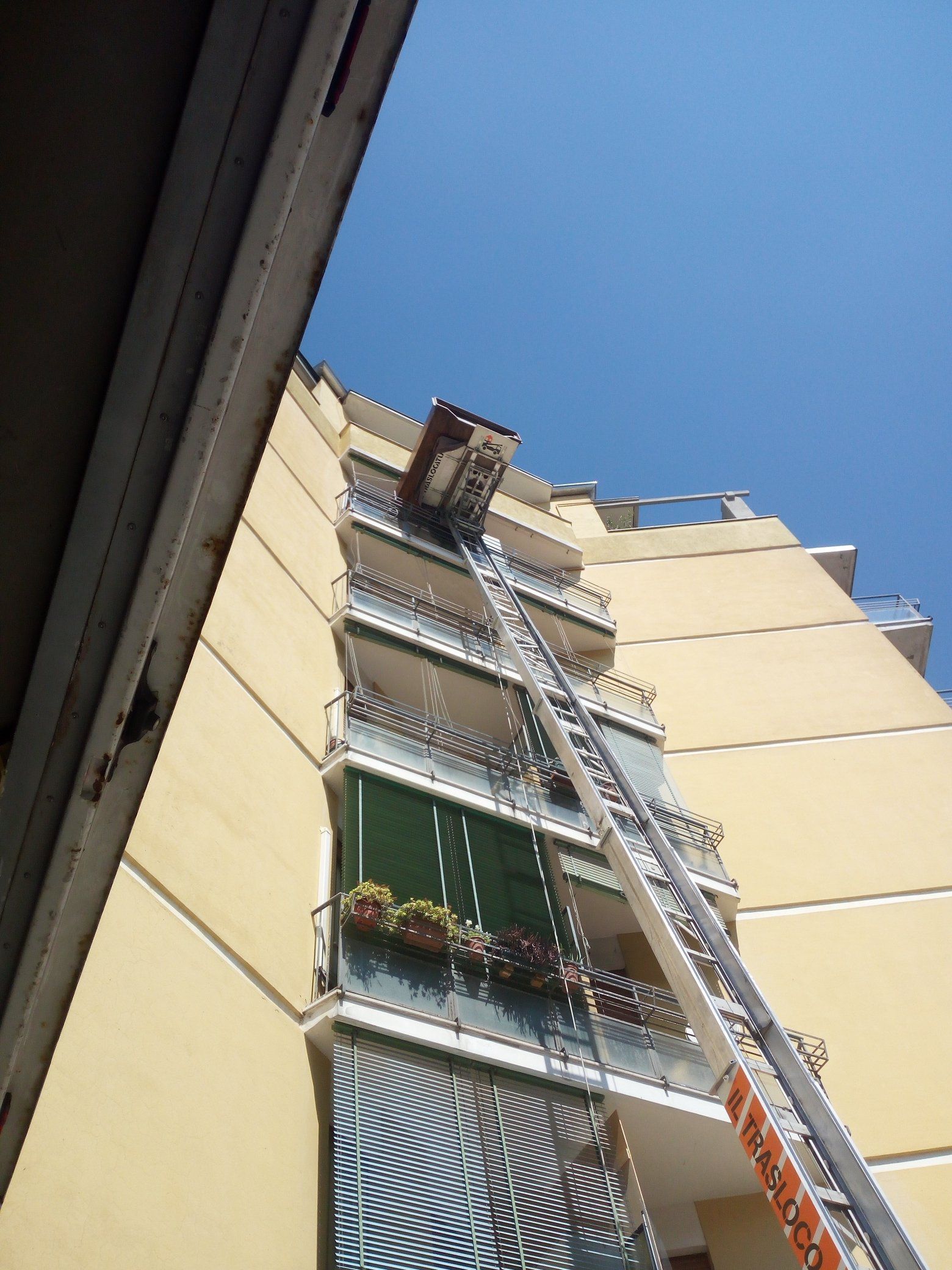 traslochi modena, il traslocatutto