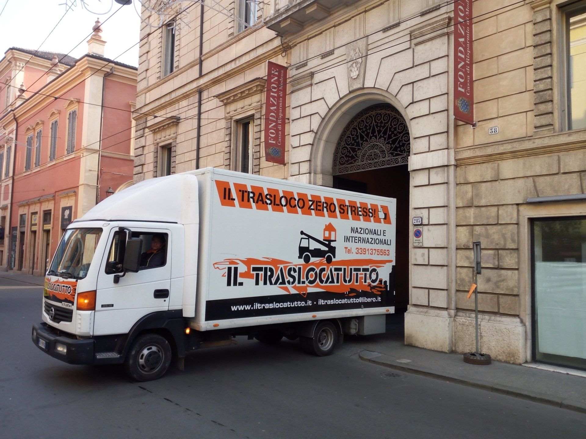 traslochi modena, il traslocatutto