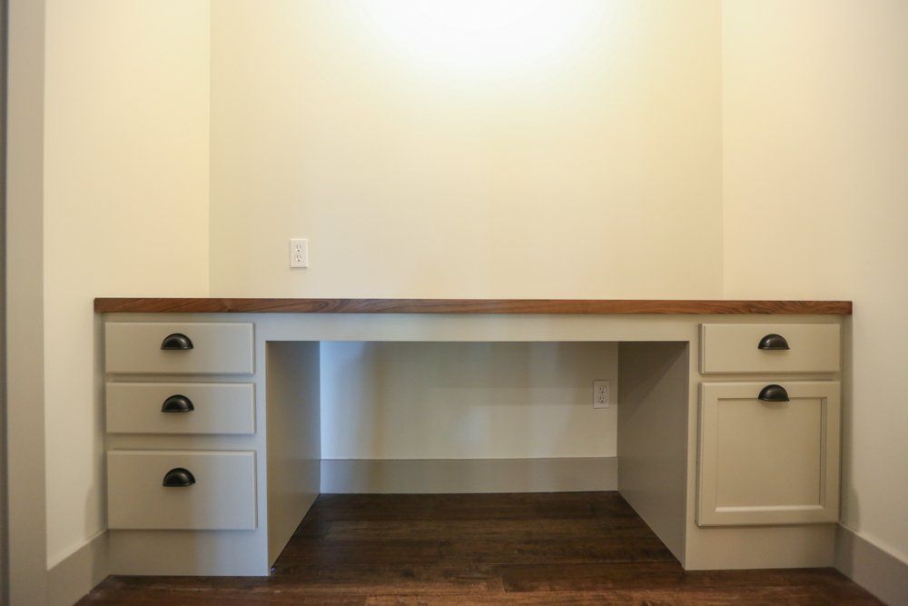 Study Room by Hansman Custom Homes in Mid-MO
