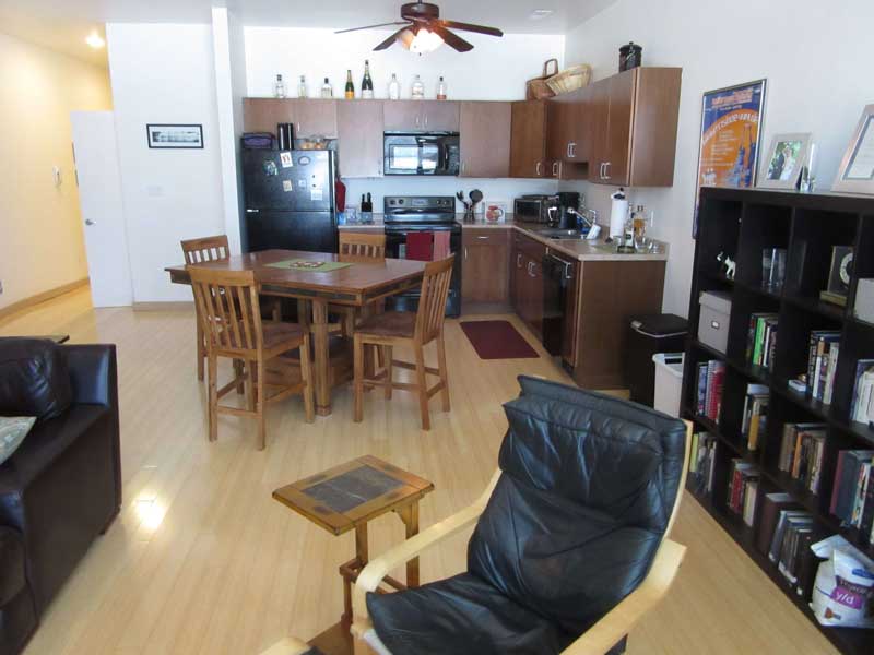 Renting — Dinging Area in Champaign, JL
