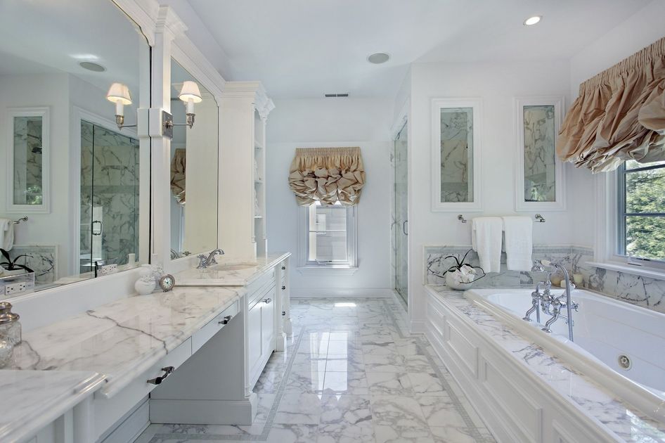 rivestimenti in marmo per bagno