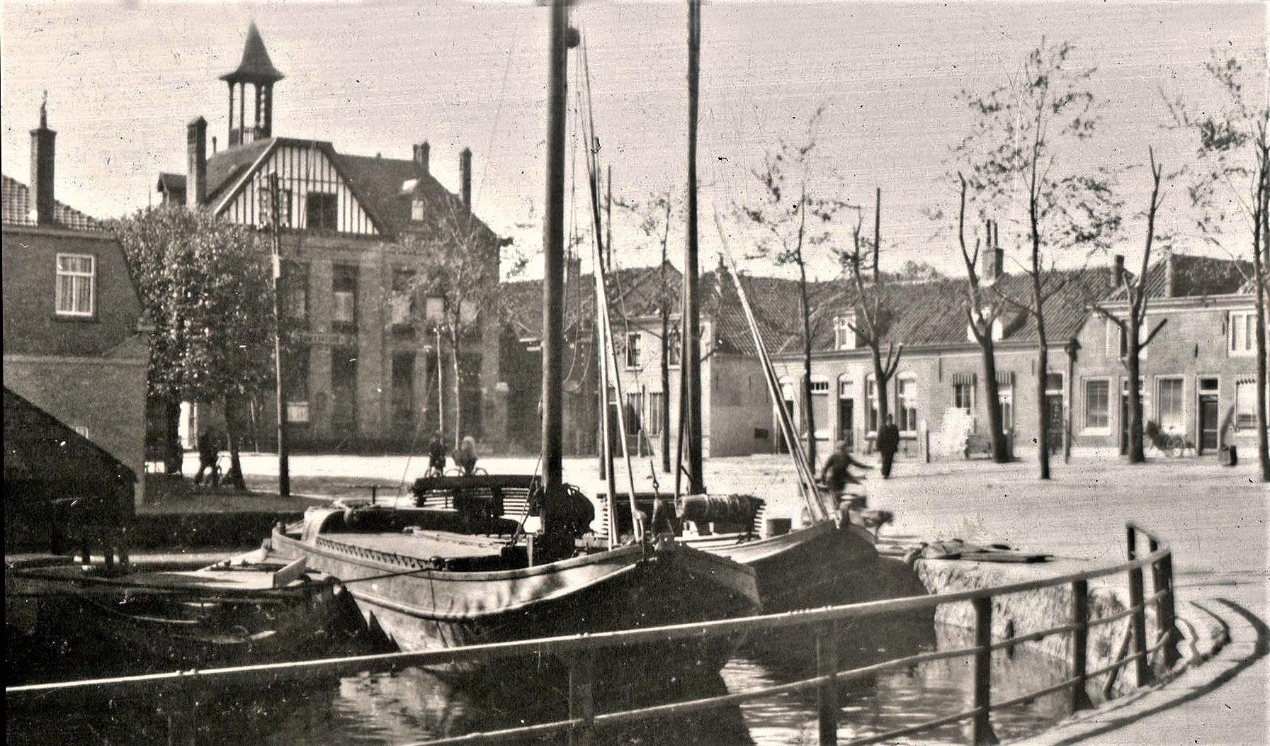 Café de Beurs Vaartplein 16, 2691 AJ 's-Gravenzande