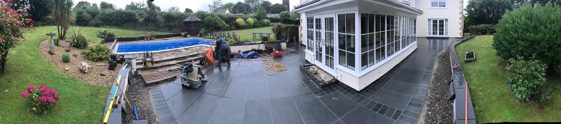 patio tiling