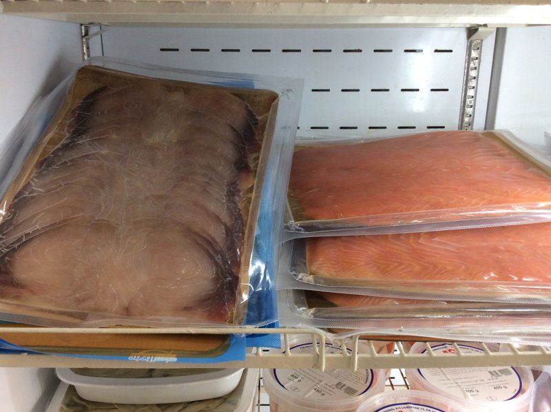 Affettato di pesce affumicato