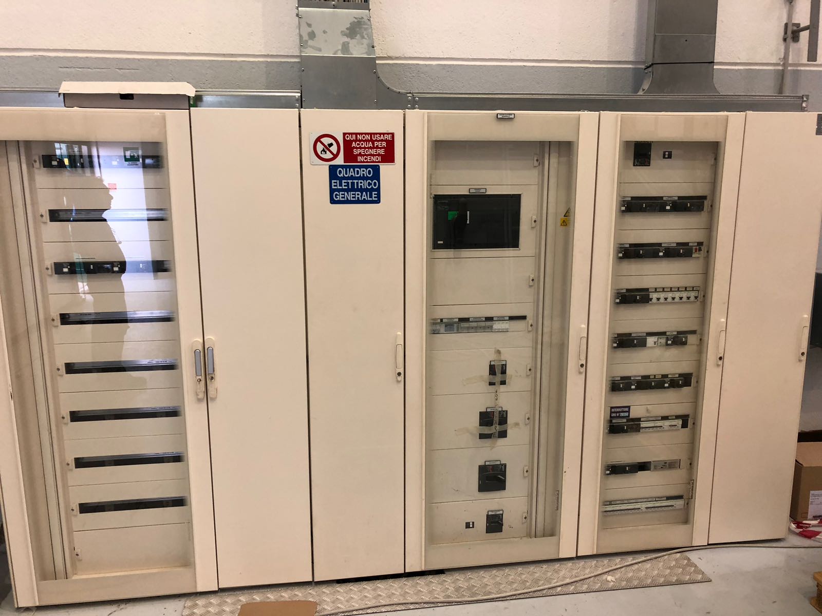 Impianto elettrico per aziende