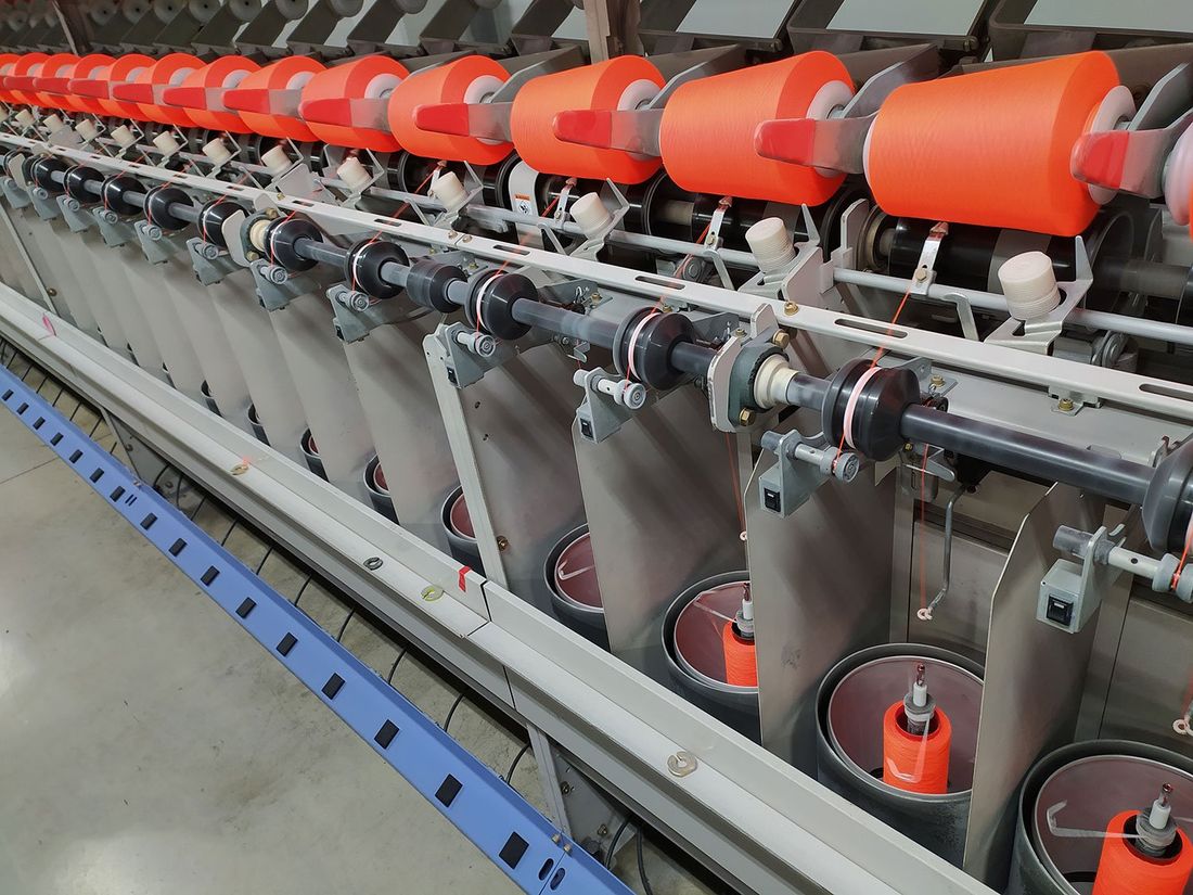 lavorazione dei filati per industrie tessili