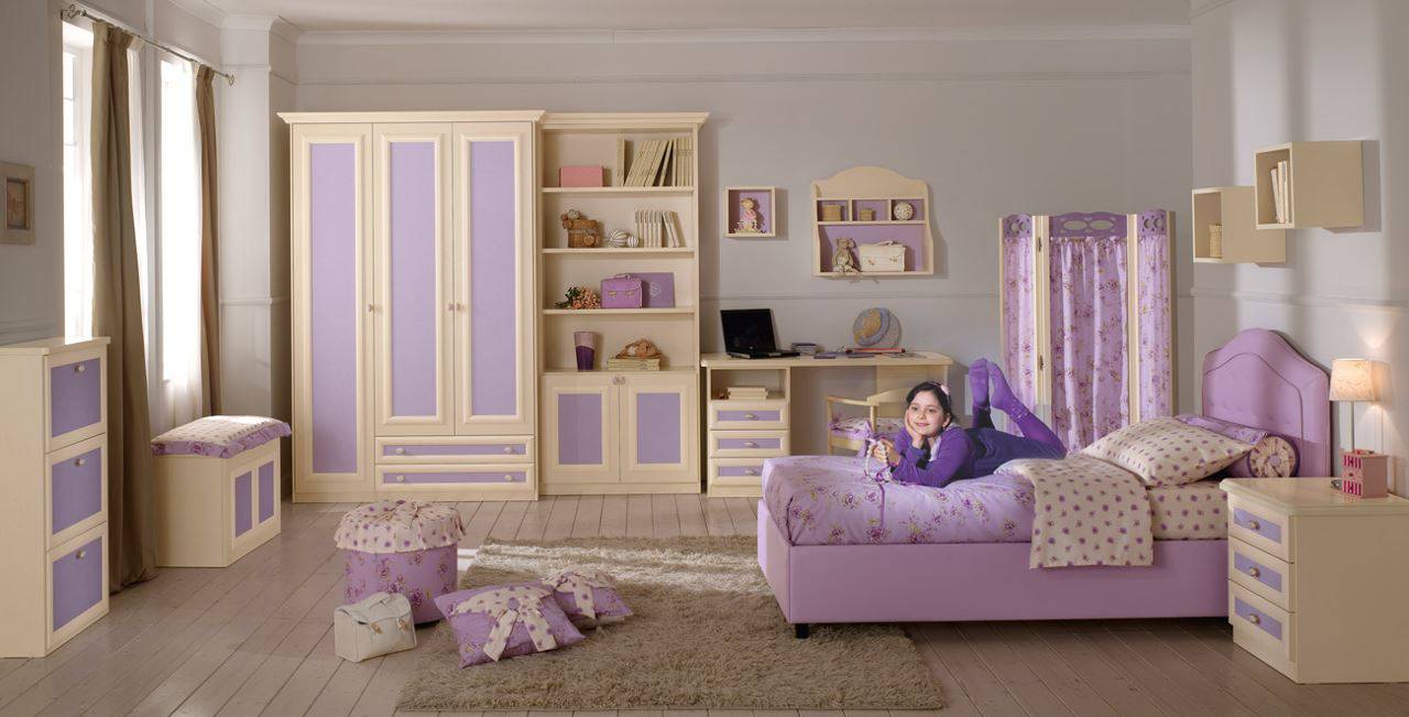 Cameretta per bambini lilla