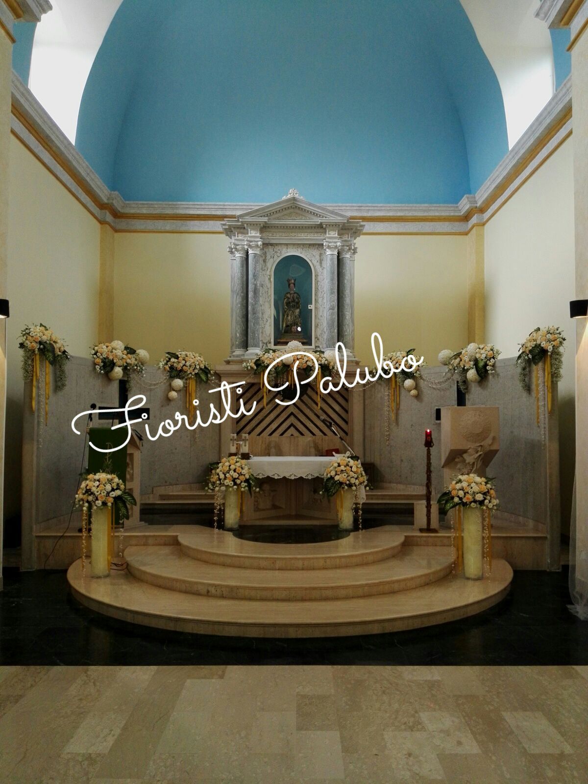 fiori in chiesa