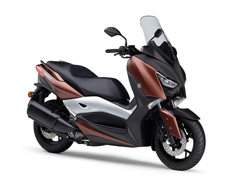 XMAX 300