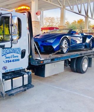 Tow truck - Plant City, FL - Brewington's Towing Service Tow truck - Plant City, FL - Brewington's Towing Service