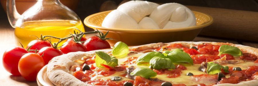 Pizza from the pizzeria in Camden Haven