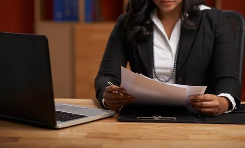 African American Law Firm - The Lawyer Explained To The Client in Conway, AR African American Law Firm - The Lawyer Explained To The Client in Conway, AR