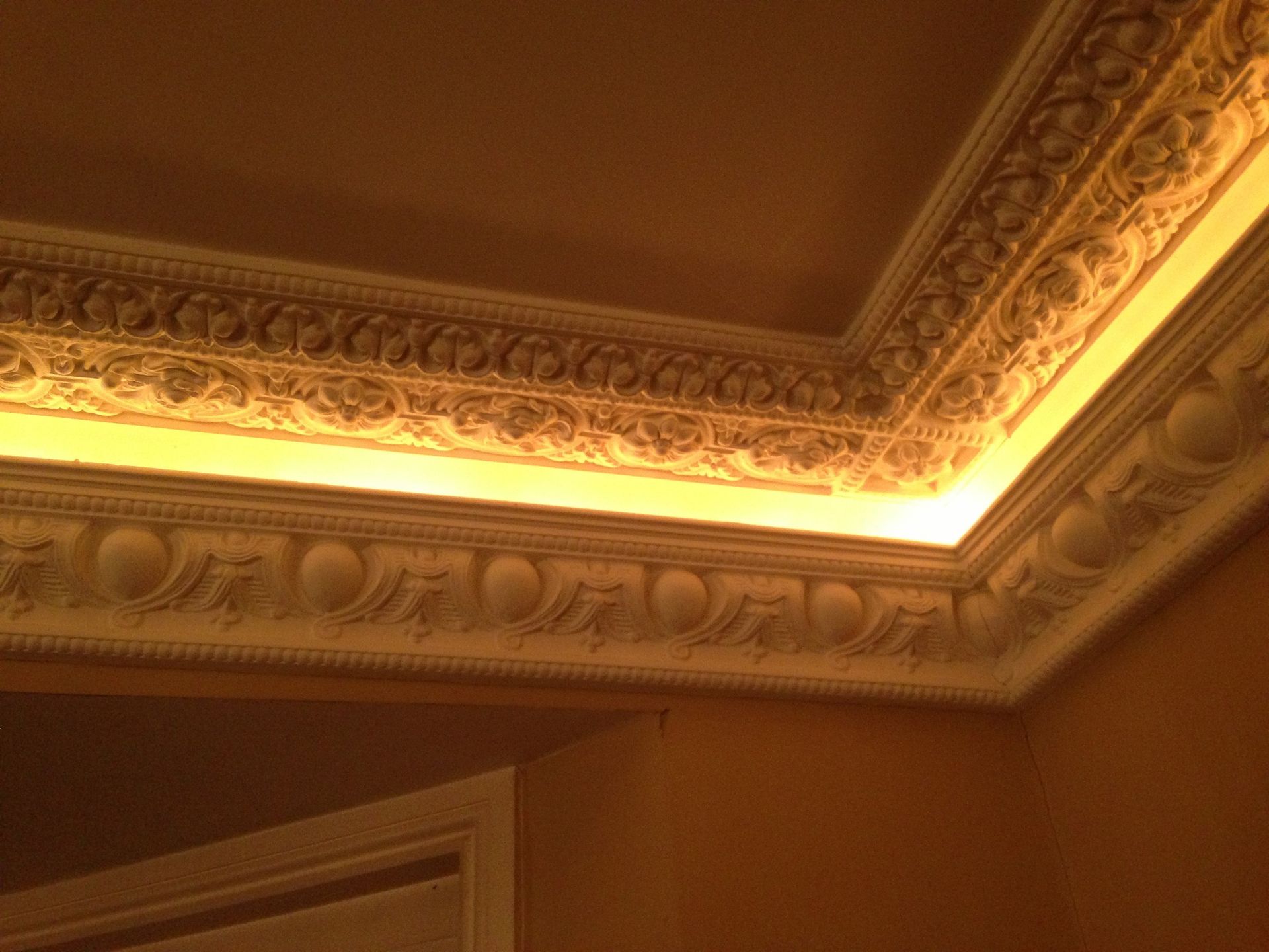 Ceiling roses