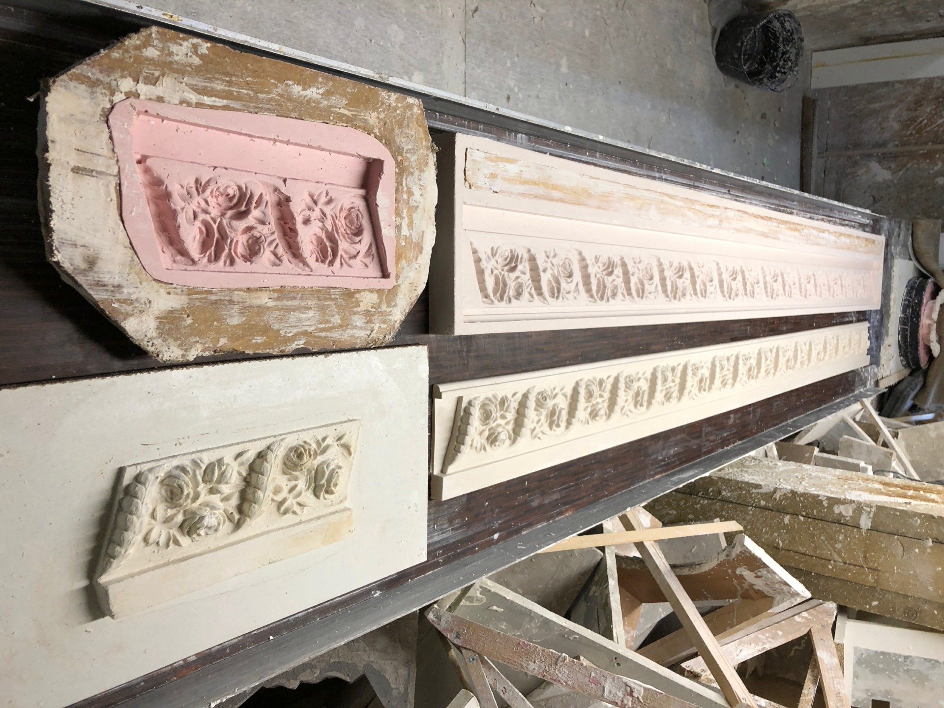 Plain and ornate coving