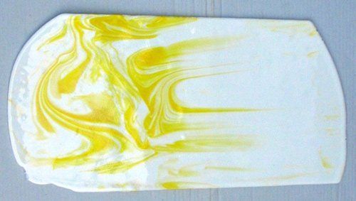 smalto giallo