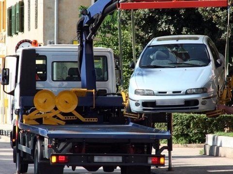 Sollevamento auto