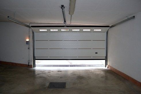 portone per garage motorizzato