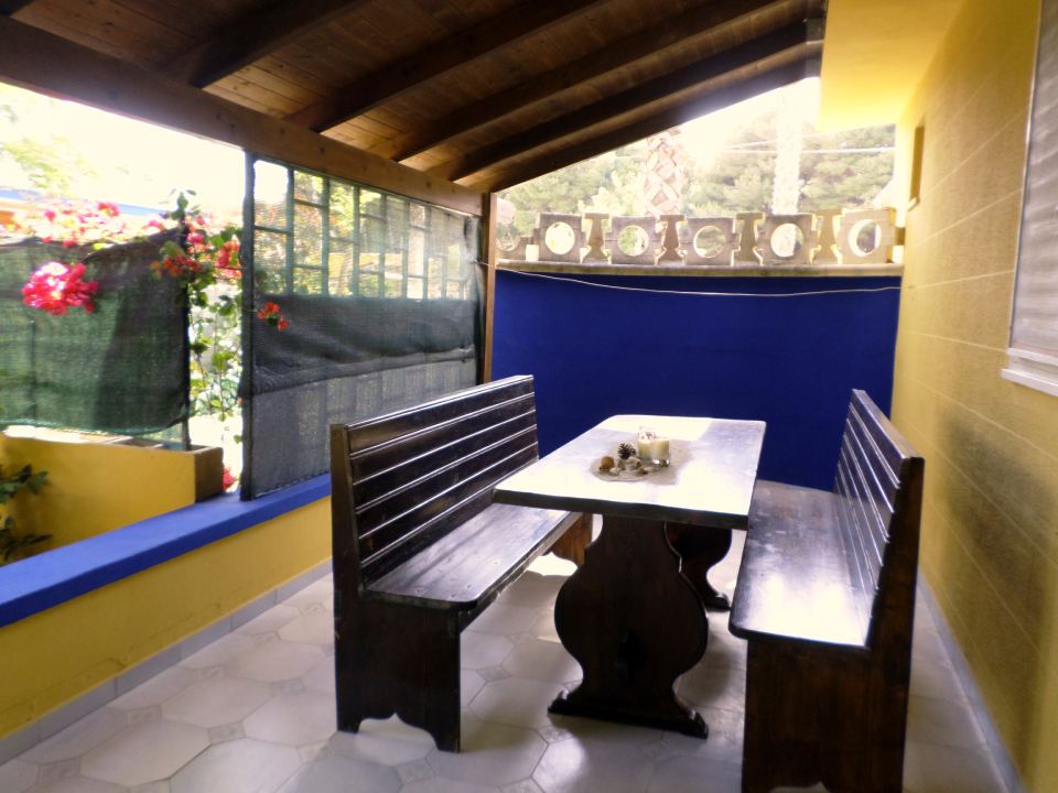 Villino con tavolo da pranzo esterno - residence hotel in Salento
