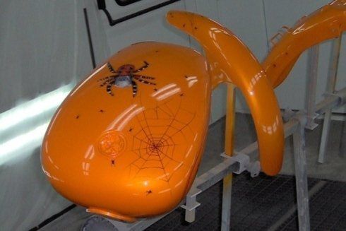 Personalizzazione della carrozzeria di una moto