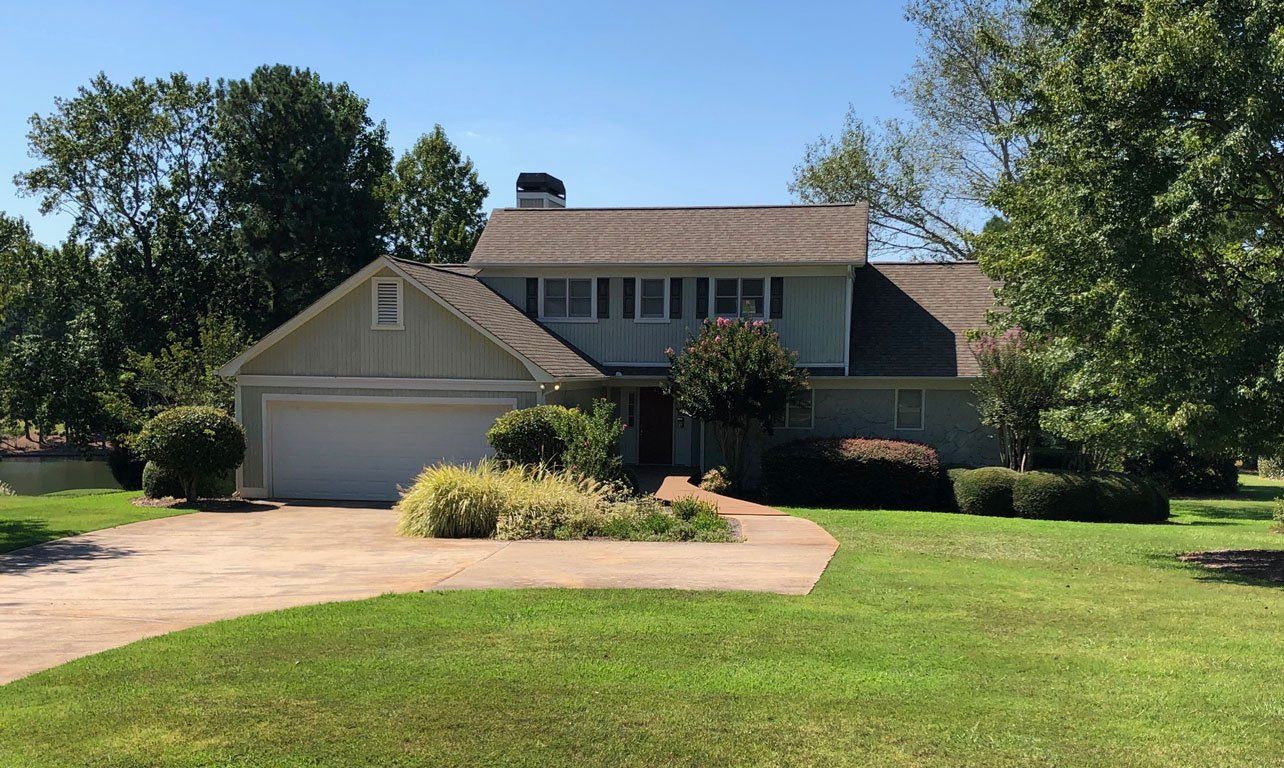 1181 Golfview