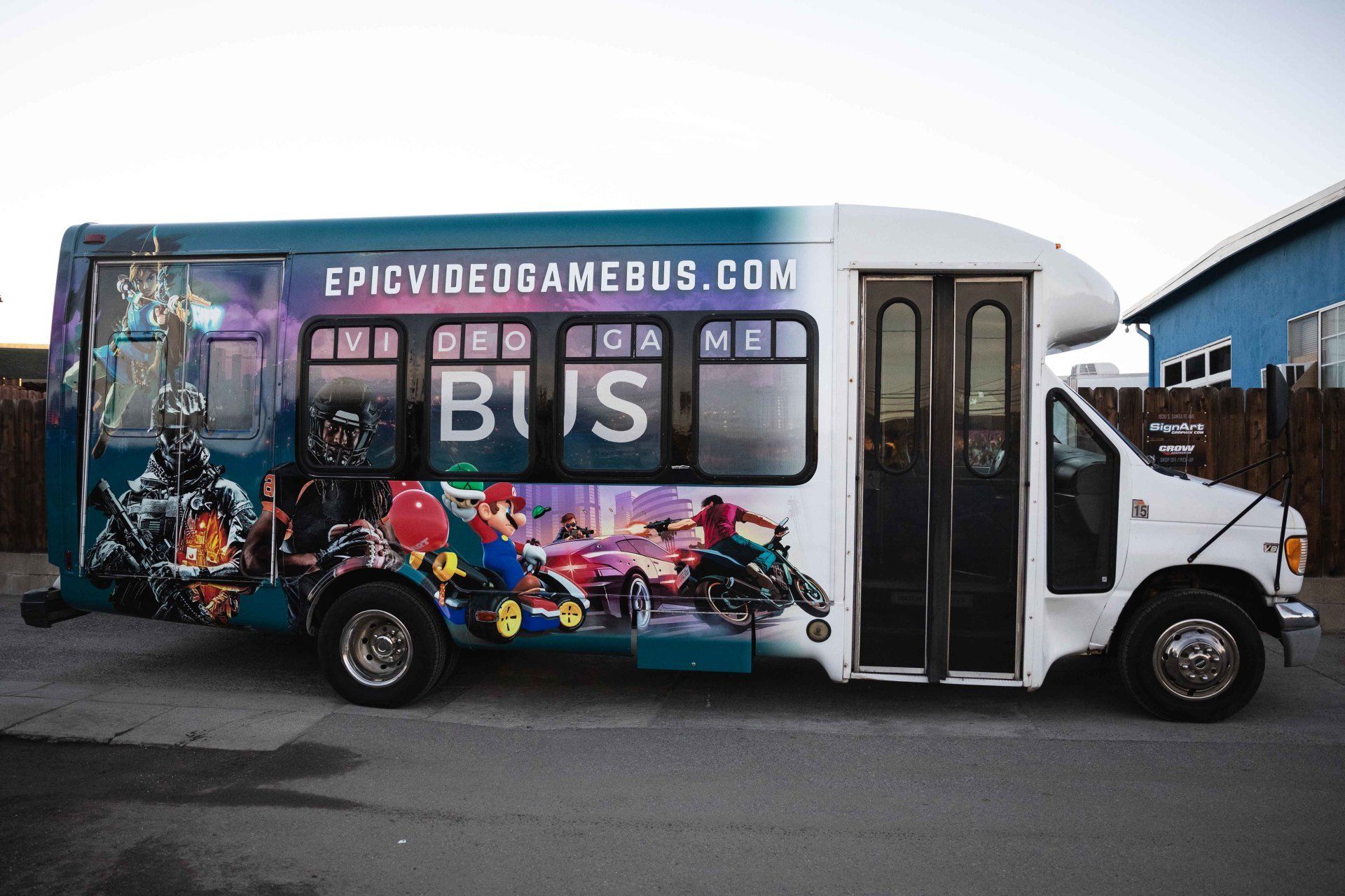 Epic Game Bus Custom Vehicle Wrap