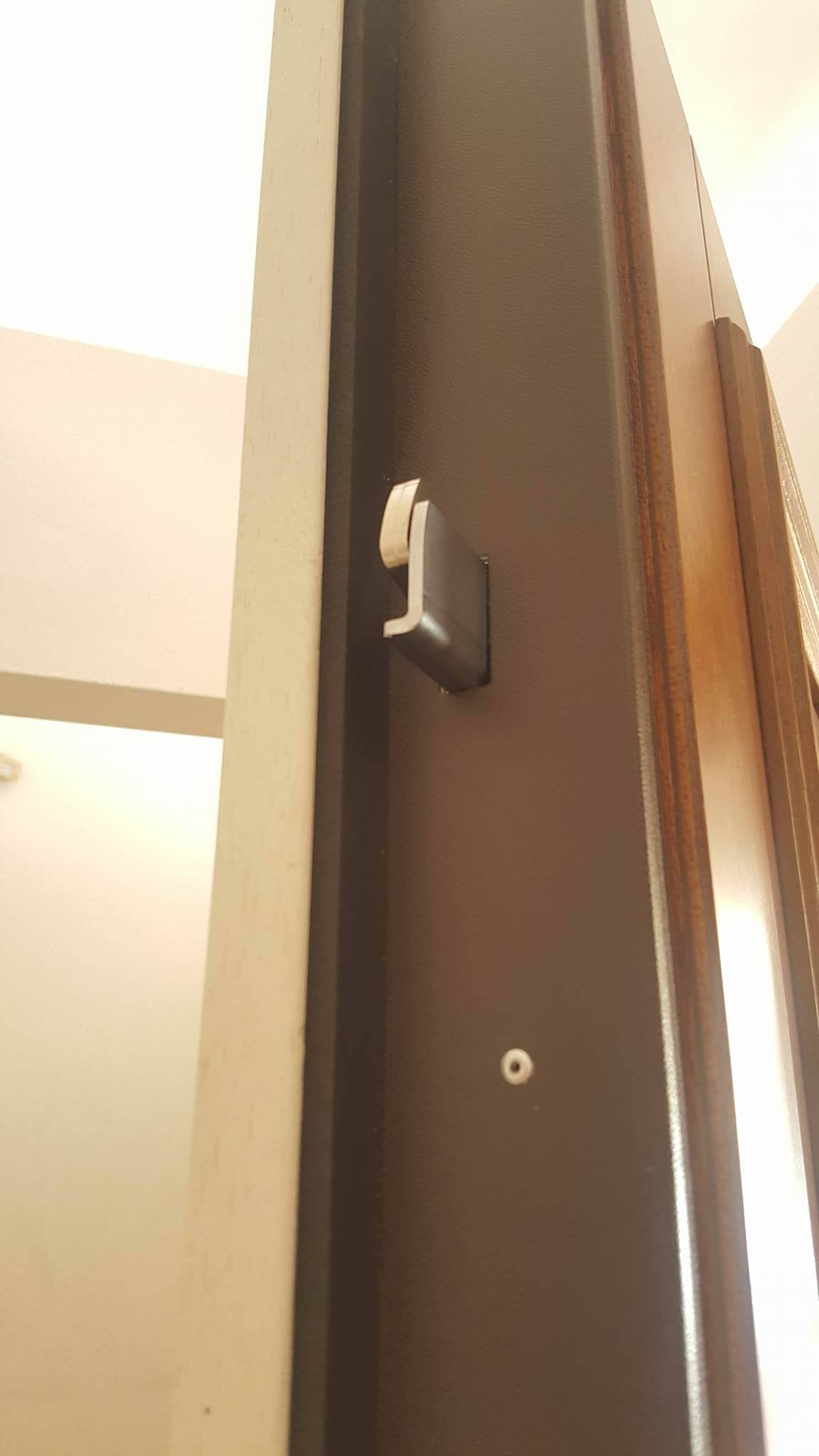 serratura di sicurezza di un portone blindato