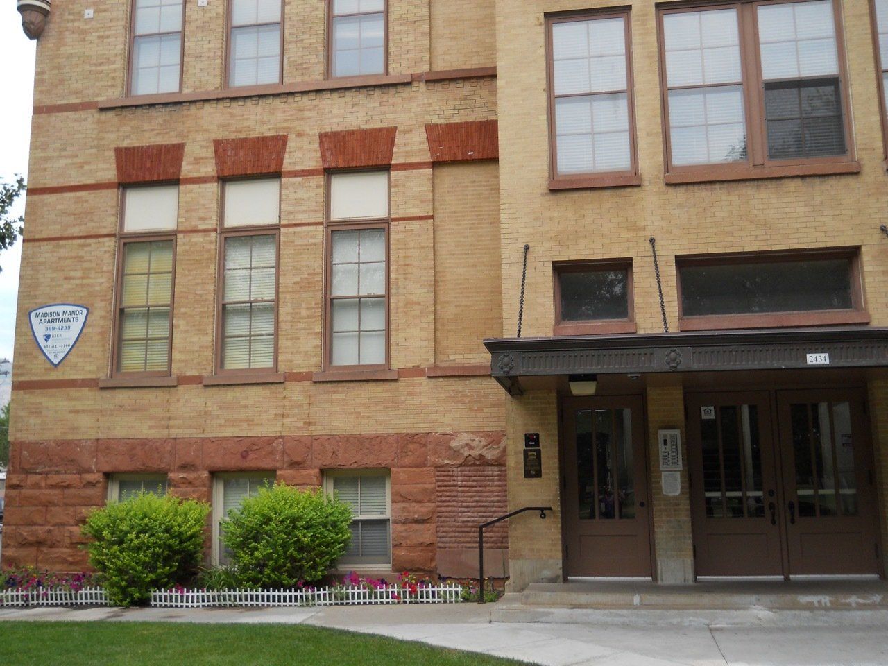 Building for Lindsay 2016 001-001