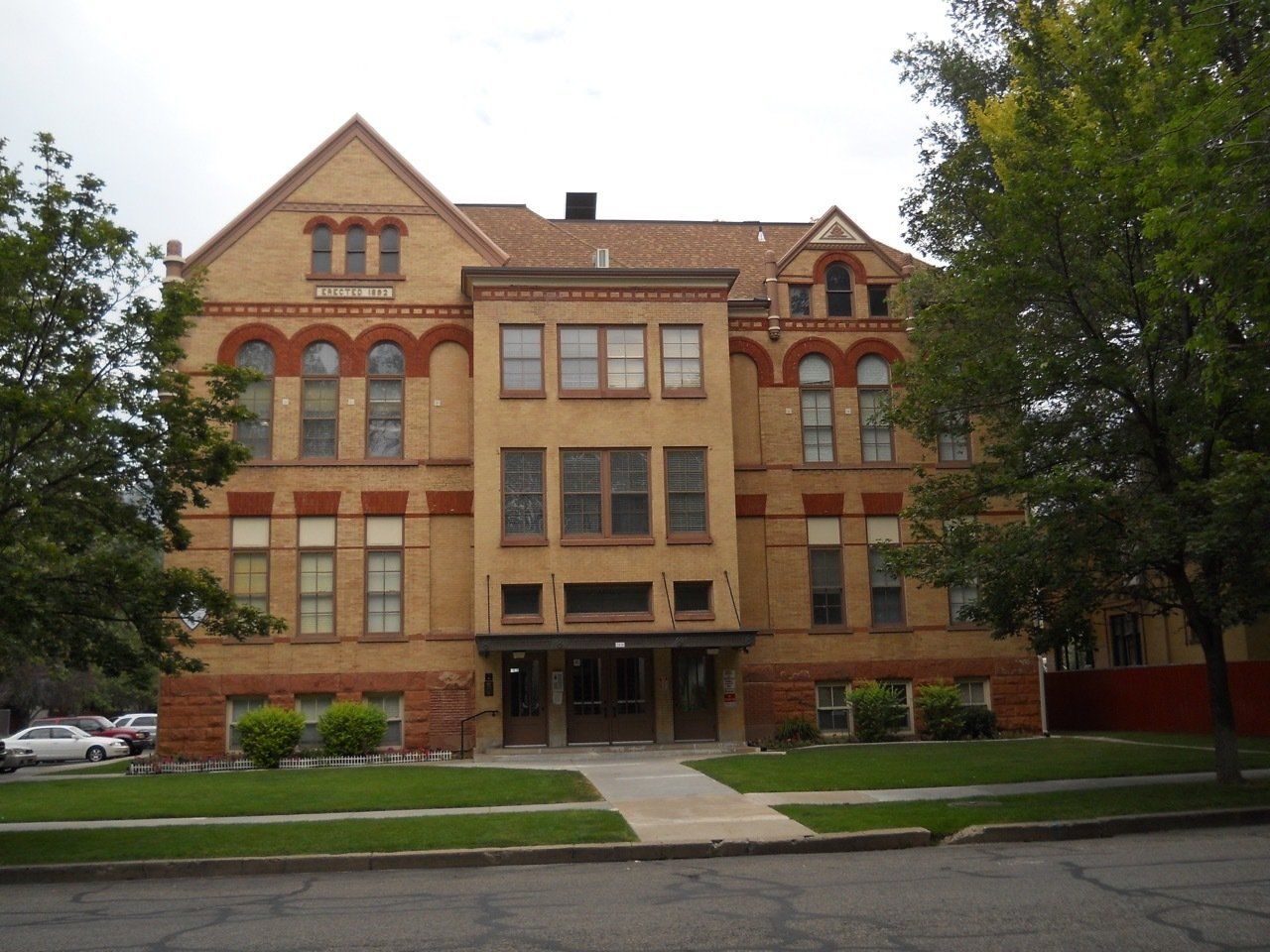 Building for Lindsay 2016 003-003