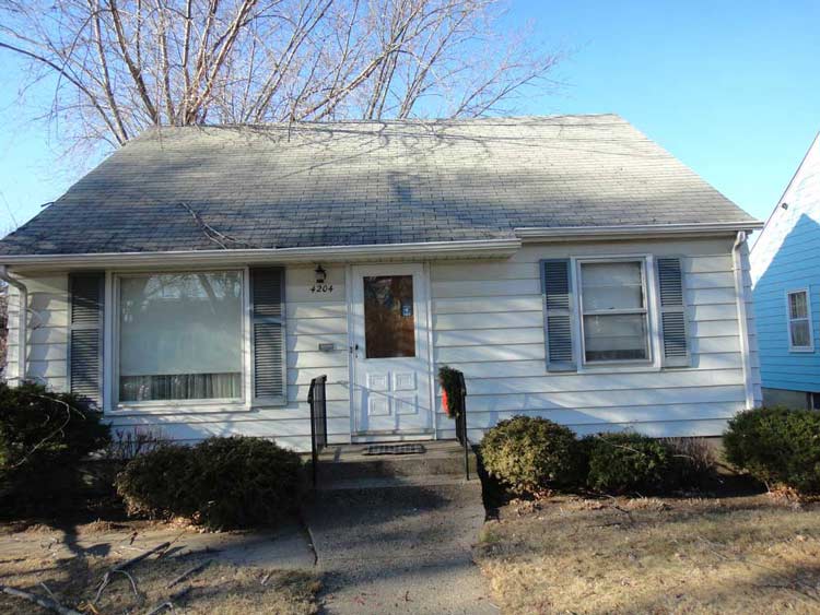 House before - Twin Cities, MN - Rick's Roofing House before - Twin Cities, MN - Rick's Roofing