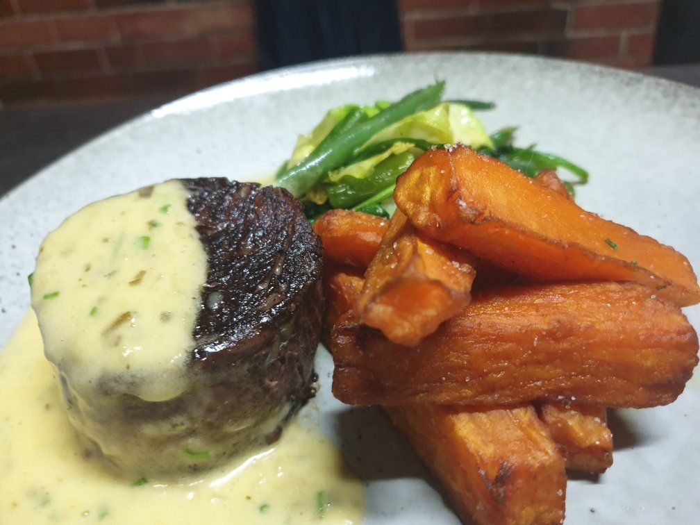 Open for Fathers Day lunch, complimentary beer for all Dads with a meal.