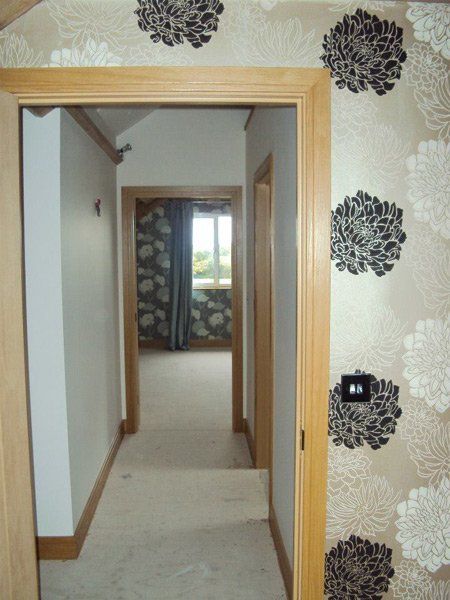 wallpapering