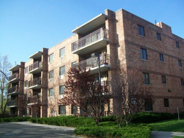 3333 Bruner Avenue Bruner Arms