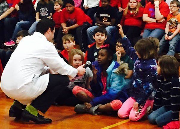 Edwardsville Family Dentist Dentist Dr. Moody at Woodland Elementary School in Edwardsville
