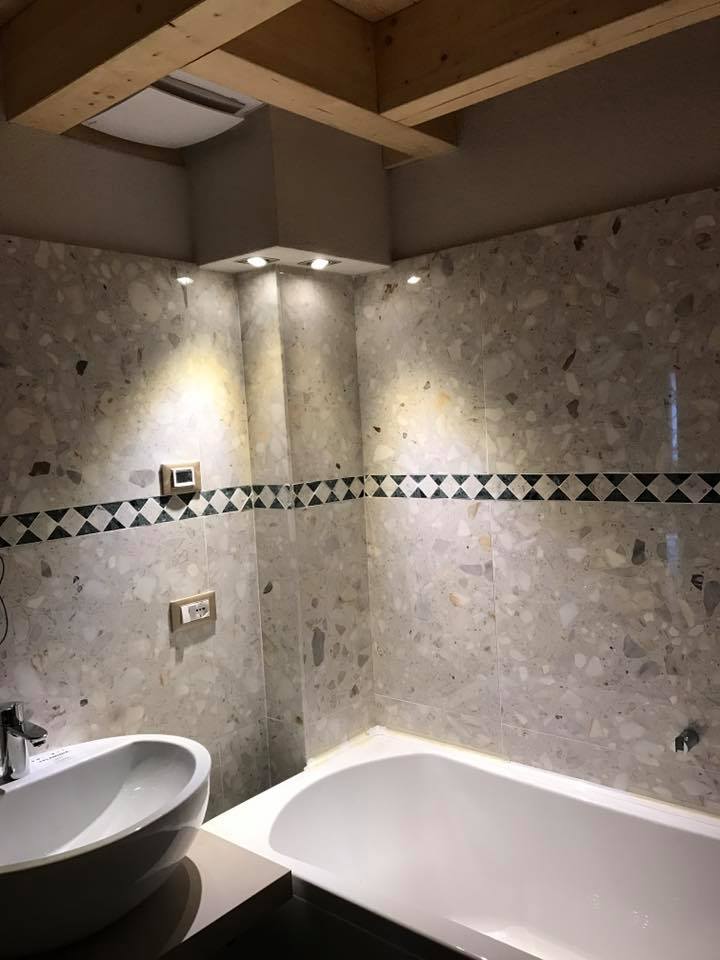 bagno con vasca