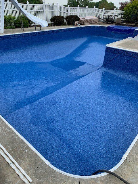 Vinyl Liner installed by Icon Pools, LLC
