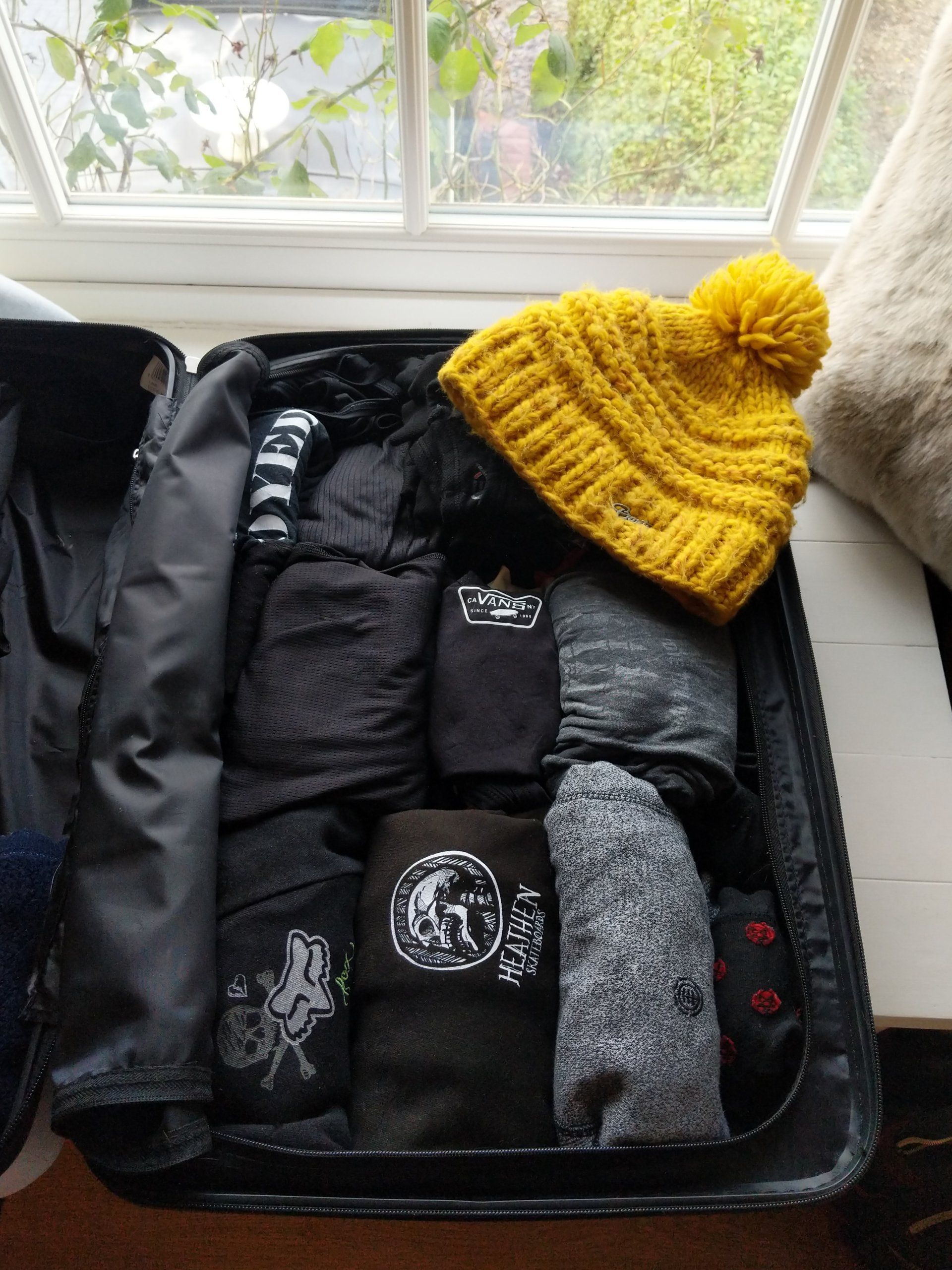 TOP 5 PACKING TIPS AND TRICKS