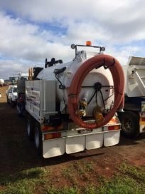 Vac truck