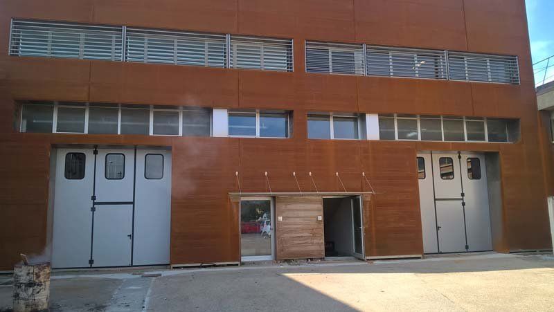 rivestimento di palazzio in acciaio corten