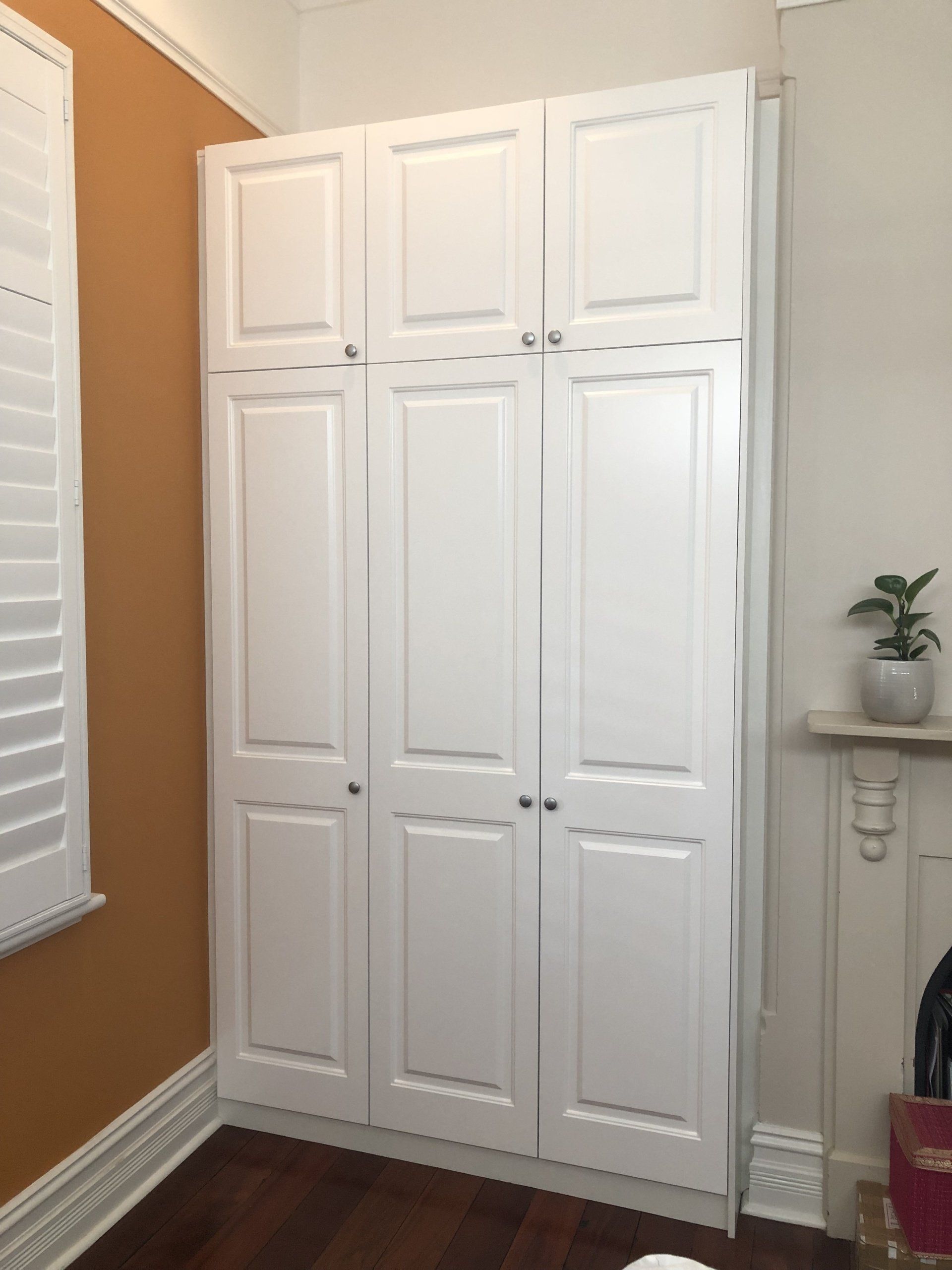 Built In Wardrobes