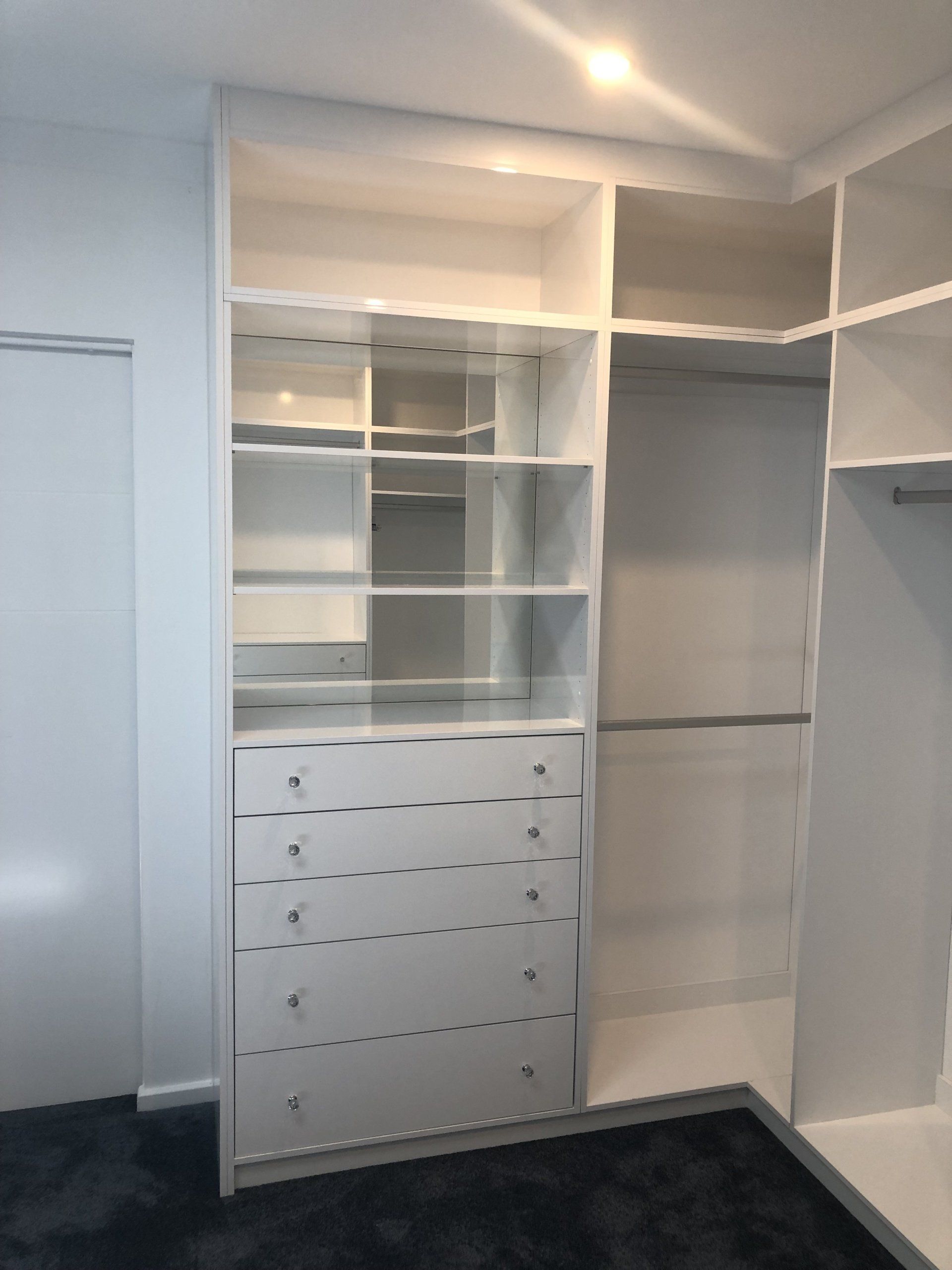 Walk In Wardrobes