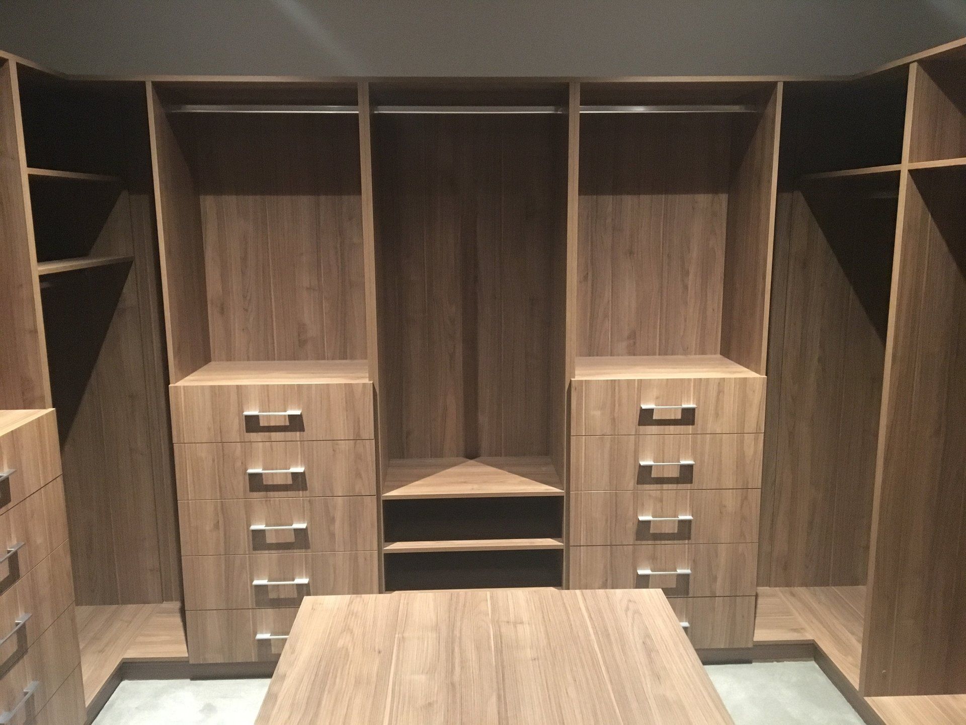 Walk In Wardrobes Perth